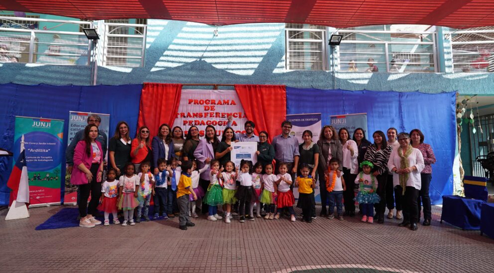 In Tocopilla, important Educational Transfer Agreement signed for children from Tarapacá and Antofagasta